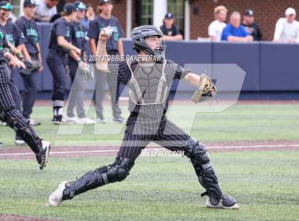 Thumbnail 3 in Southlake Carroll vs. Keller (UIL 6A Regional Finals Game 1) photogallery.