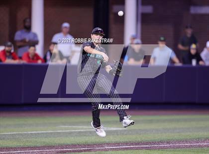 Thumbnail 3 in Southlake Carroll vs. Keller (UIL 6A Regional Finals Game 1) photogallery.