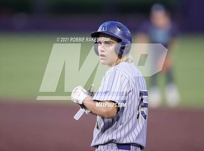 Thumbnail 2 in Southlake Carroll vs. Keller (UIL 6A Regional Finals Game 1) photogallery.