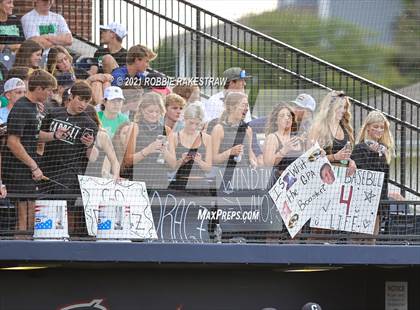Thumbnail 3 in Southlake Carroll vs. Keller (UIL 6A Regional Finals Game 1) photogallery.