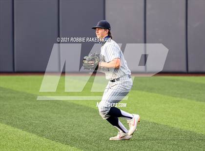 Thumbnail 3 in Southlake Carroll vs. Keller (UIL 6A Regional Finals Game 1) photogallery.