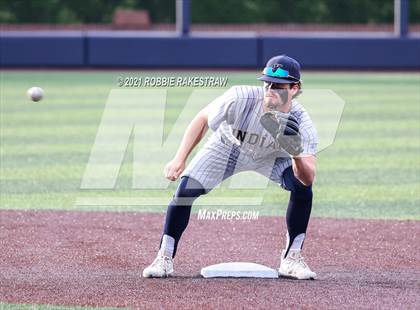 Thumbnail 3 in Southlake Carroll vs. Keller (UIL 6A Regional Finals Game 1) photogallery.