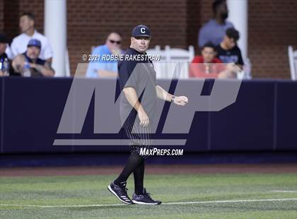 Thumbnail 2 in Southlake Carroll vs. Keller (UIL 6A Regional Finals Game 1) photogallery.