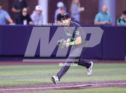 Thumbnail 2 in Southlake Carroll vs. Keller (UIL 6A Regional Finals Game 1) photogallery.