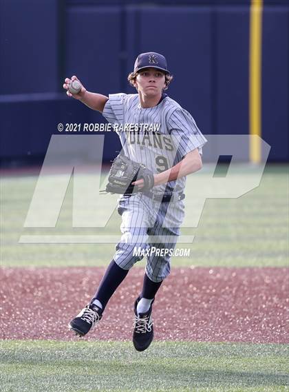 Thumbnail 2 in Southlake Carroll vs. Keller (UIL 6A Regional Finals Game 1) photogallery.