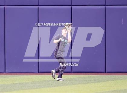 Thumbnail 1 in Southlake Carroll vs. Keller (UIL 6A Regional Finals Game 1) photogallery.