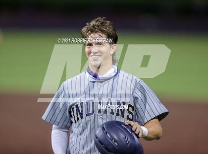Thumbnail 3 in Southlake Carroll vs. Keller (UIL 6A Regional Finals Game 1) photogallery.