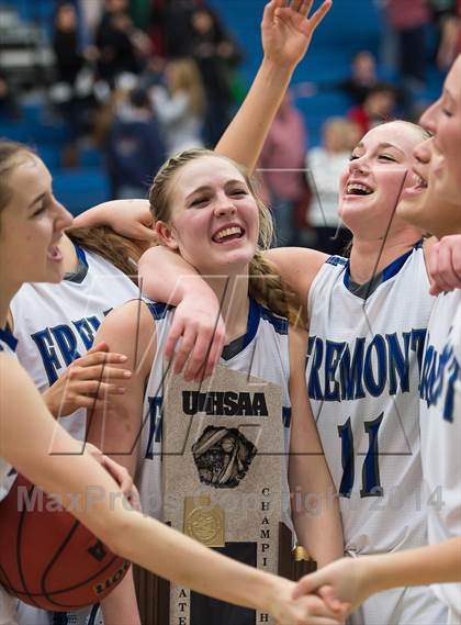 Thumbnail 3 in Fremont vs American Fork (UHSAA 5A Final) photogallery.