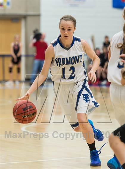 Thumbnail 3 in Fremont vs American Fork (UHSAA 5A Final) photogallery.