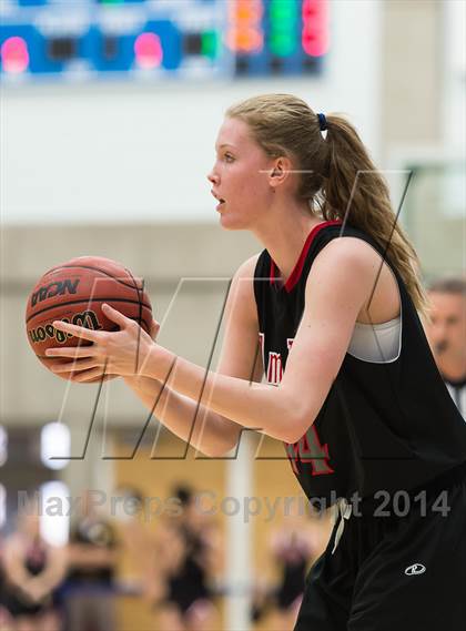 Thumbnail 2 in Fremont vs American Fork (UHSAA 5A Final) photogallery.