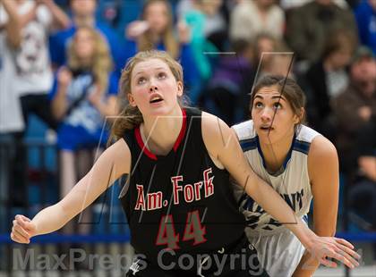 Thumbnail 1 in Fremont vs American Fork (UHSAA 5A Final) photogallery.