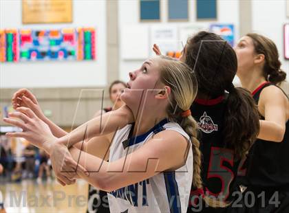 Thumbnail 3 in Fremont vs American Fork (UHSAA 5A Final) photogallery.