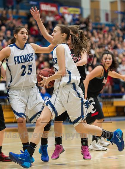 Thumbnail 1 in Fremont vs American Fork (UHSAA 5A Final) photogallery.