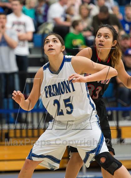 Thumbnail 3 in Fremont vs American Fork (UHSAA 5A Final) photogallery.