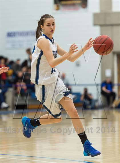 Thumbnail 1 in Fremont vs American Fork (UHSAA 5A Final) photogallery.