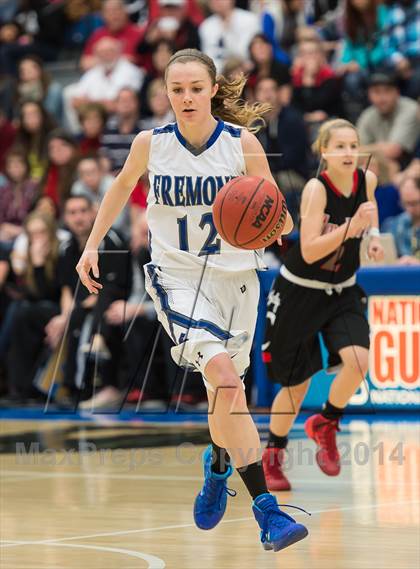 Thumbnail 3 in Fremont vs American Fork (UHSAA 5A Final) photogallery.