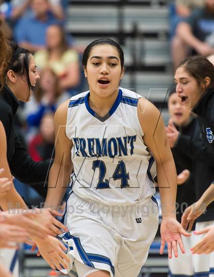 Thumbnail 2 in Fremont vs American Fork (UHSAA 5A Final) photogallery.