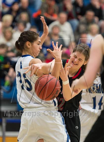 Thumbnail 2 in Fremont vs American Fork (UHSAA 5A Final) photogallery.