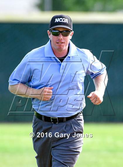 Thumbnail 3 in Linden vs Capital Christian (CIF SJS D5 Final) photogallery.