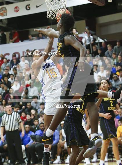Thumbnail 2 in Montverde Academy vs. Simeon (Spalding Hoophall Classic) photogallery.