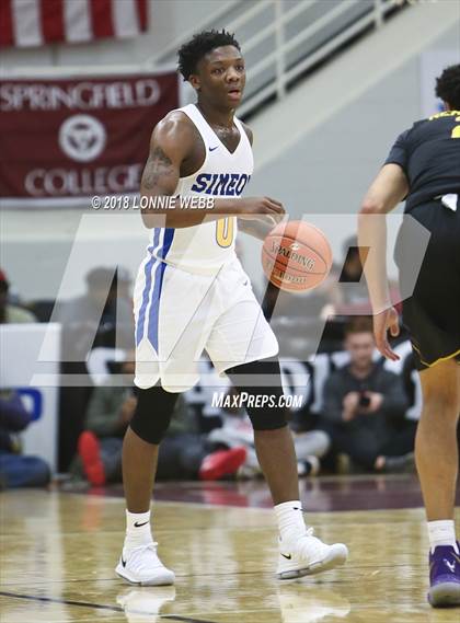 Thumbnail 2 in Montverde Academy vs. Simeon (Spalding Hoophall Classic) photogallery.