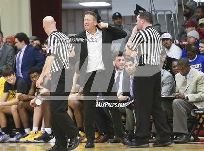 Thumbnail 2 in Montverde Academy vs. Simeon (Spalding Hoophall Classic) photogallery.