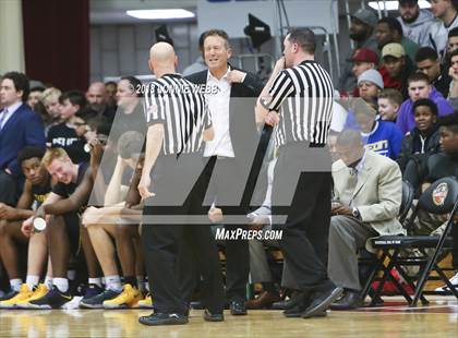 Thumbnail 1 in Montverde Academy vs. Simeon (Spalding Hoophall Classic) photogallery.