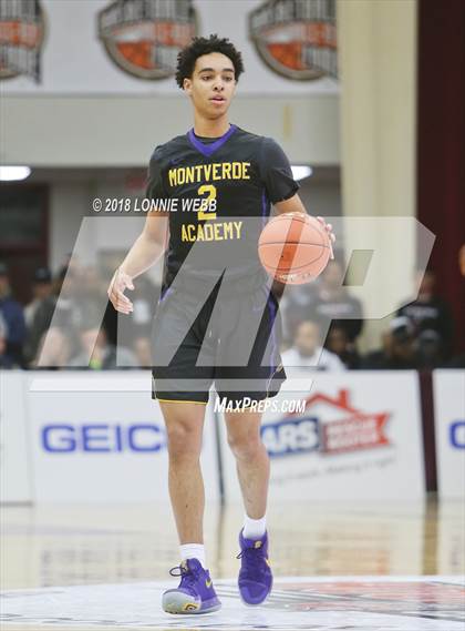Thumbnail 2 in Montverde Academy vs. Simeon (Spalding Hoophall Classic) photogallery.
