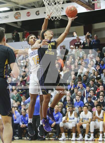 Thumbnail 2 in Montverde Academy vs. Simeon (Spalding Hoophall Classic) photogallery.