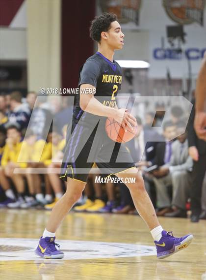 Thumbnail 2 in Montverde Academy vs. Simeon (Spalding Hoophall Classic) photogallery.