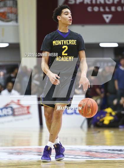 Thumbnail 1 in Montverde Academy vs. Simeon (Spalding Hoophall Classic) photogallery.