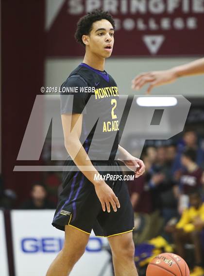 Thumbnail 1 in Montverde Academy vs. Simeon (Spalding Hoophall Classic) photogallery.