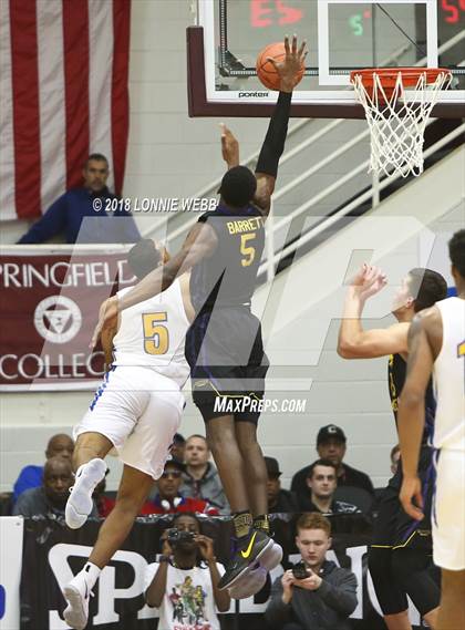 Thumbnail 3 in Montverde Academy vs. Simeon (Spalding Hoophall Classic) photogallery.