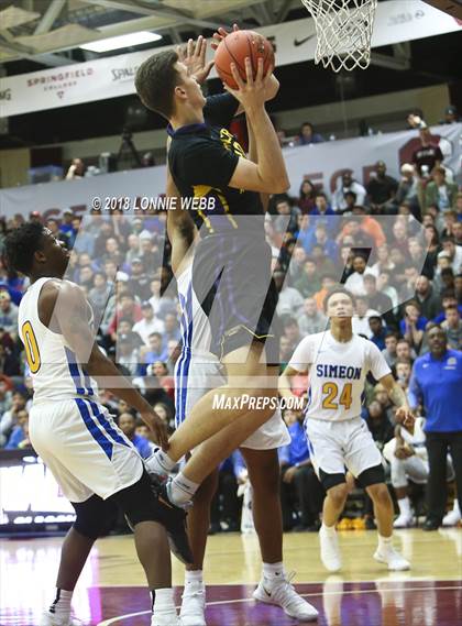 Thumbnail 1 in Montverde Academy vs. Simeon (Spalding Hoophall Classic) photogallery.