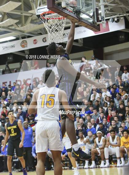 Thumbnail 2 in Montverde Academy vs. Simeon (Spalding Hoophall Classic) photogallery.