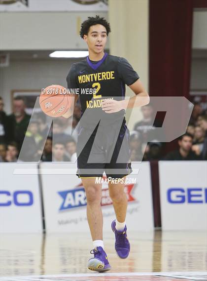 Thumbnail 1 in Montverde Academy vs. Simeon (Spalding Hoophall Classic) photogallery.