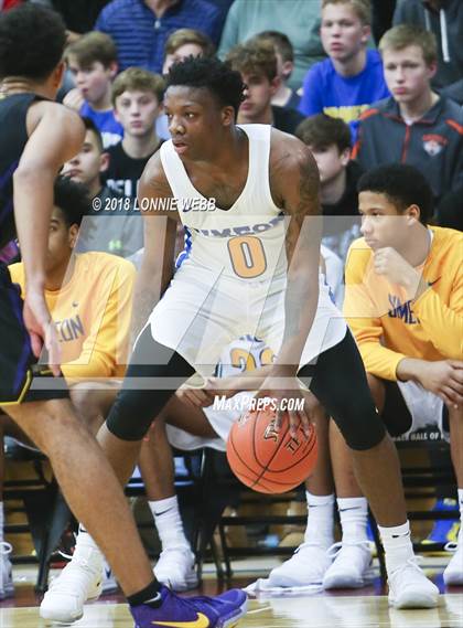 Thumbnail 2 in Montverde Academy vs. Simeon (Spalding Hoophall Classic) photogallery.