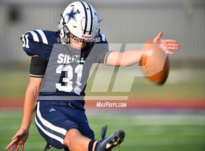 Thumbnail 1 in Smyrna @ Siegel photogallery.