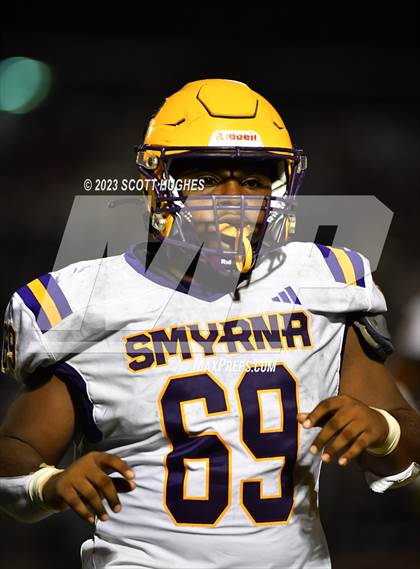 Thumbnail 3 in Smyrna @ Siegel photogallery.