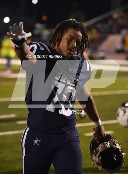 Thumbnail 1 in Smyrna @ Siegel photogallery.