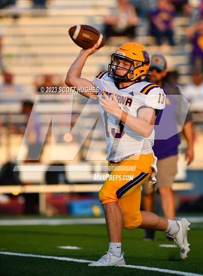 Thumbnail 1 in Smyrna @ Siegel photogallery.