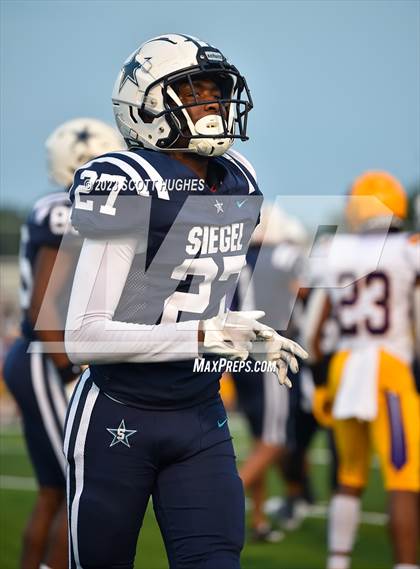 Thumbnail 2 in Smyrna @ Siegel photogallery.