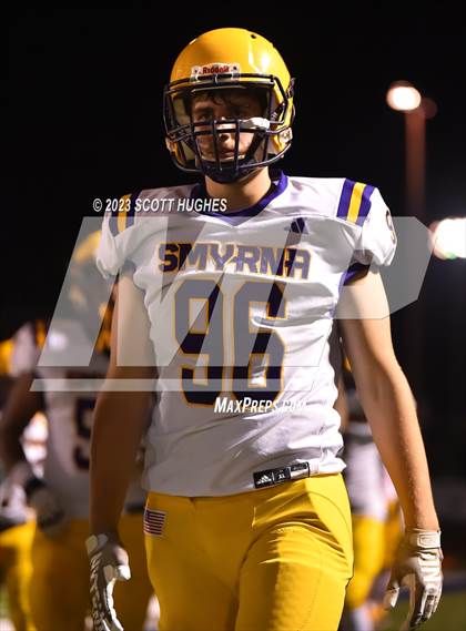 Thumbnail 3 in Smyrna @ Siegel photogallery.