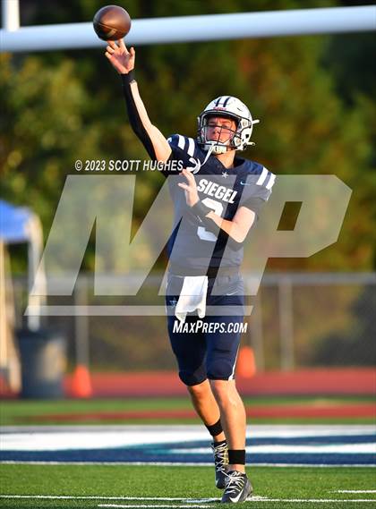 Thumbnail 2 in Smyrna @ Siegel photogallery.