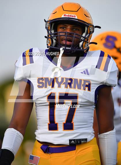 Thumbnail 3 in Smyrna @ Siegel photogallery.