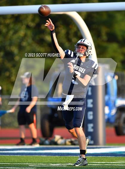 Thumbnail 3 in Smyrna @ Siegel photogallery.