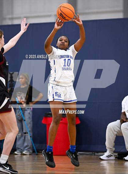 Thumbnail 2 in Sebastian River vs. Palm Harbor University (Tampa Bay Christmas Invitational) photogallery.