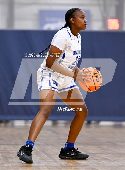 Thumbnail 3 in Sebastian River vs. Palm Harbor University (Tampa Bay Christmas Invitational) photogallery.