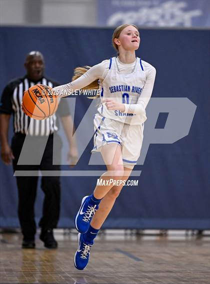 Thumbnail 3 in Sebastian River vs. Palm Harbor University (Tampa Bay Christmas Invitational) photogallery.