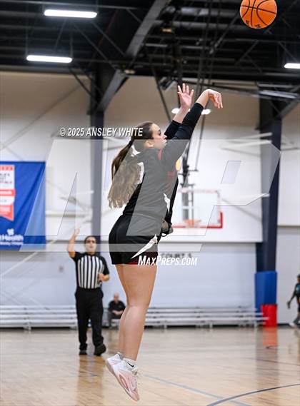 Thumbnail 2 in Sebastian River vs. Palm Harbor University (Tampa Bay Christmas Invitational) photogallery.